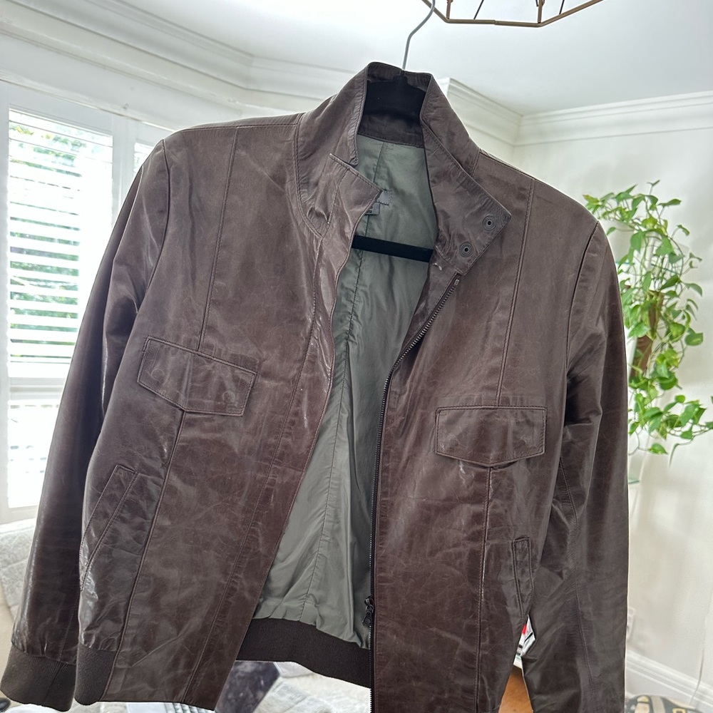 MO851 brand - great shape and great fit.
